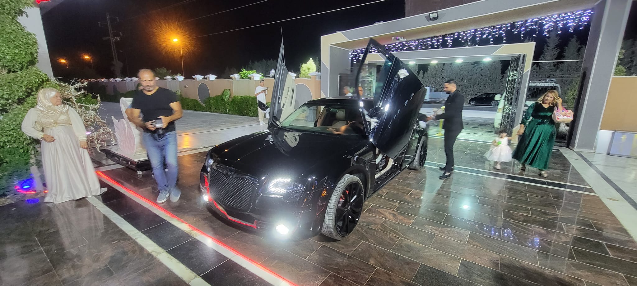 Chrysler 300C intérieur luxe confort - Location luxe Tunisie avec chauffeur professionnel